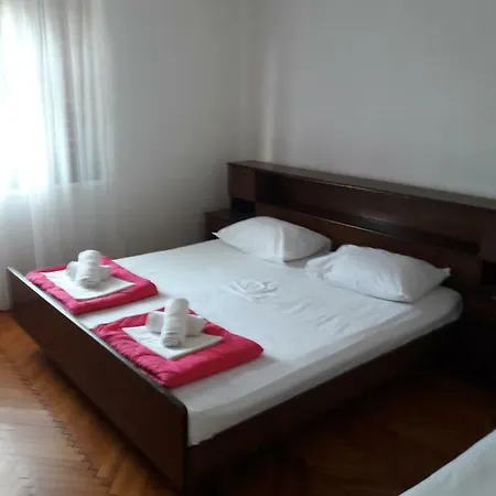 Dora Apartamento *